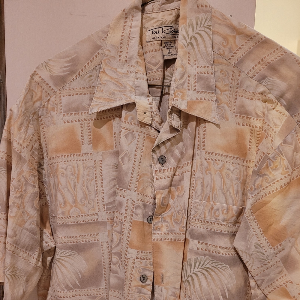 Tori Richard aloha shirt- Sz small